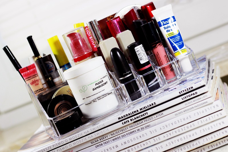 organizery akrylowe z Biedronki + loki na opasce