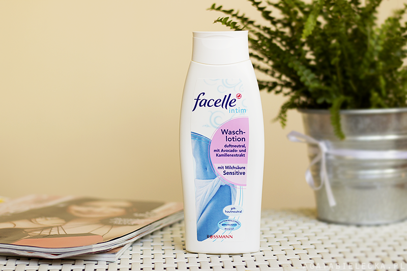 Płyn do higieny intymnej Facelle Sensitive jako szampon do mycia włosów
